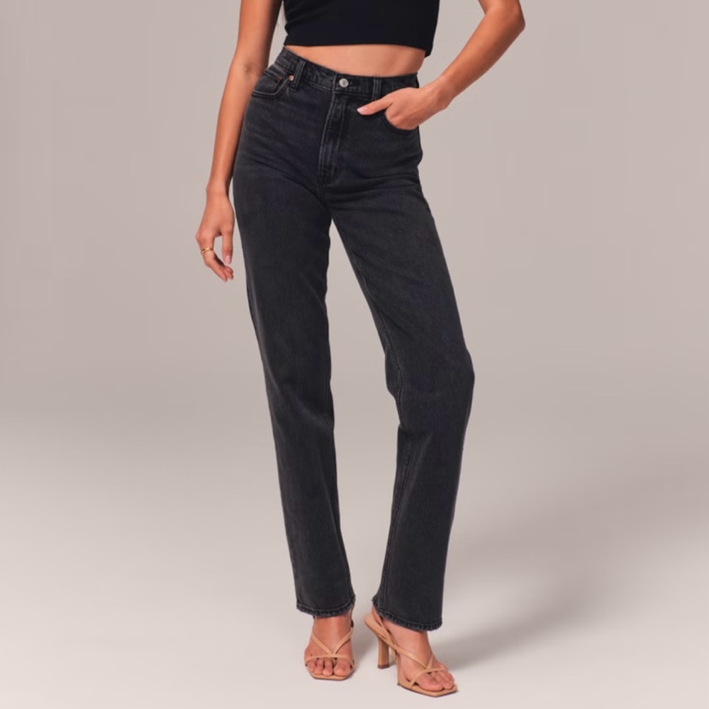 Abercrombie Ultra High Rise 90s Straight Jean